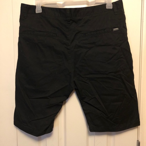 Men’s Volcom Black Shorts - Picture 3 of 5